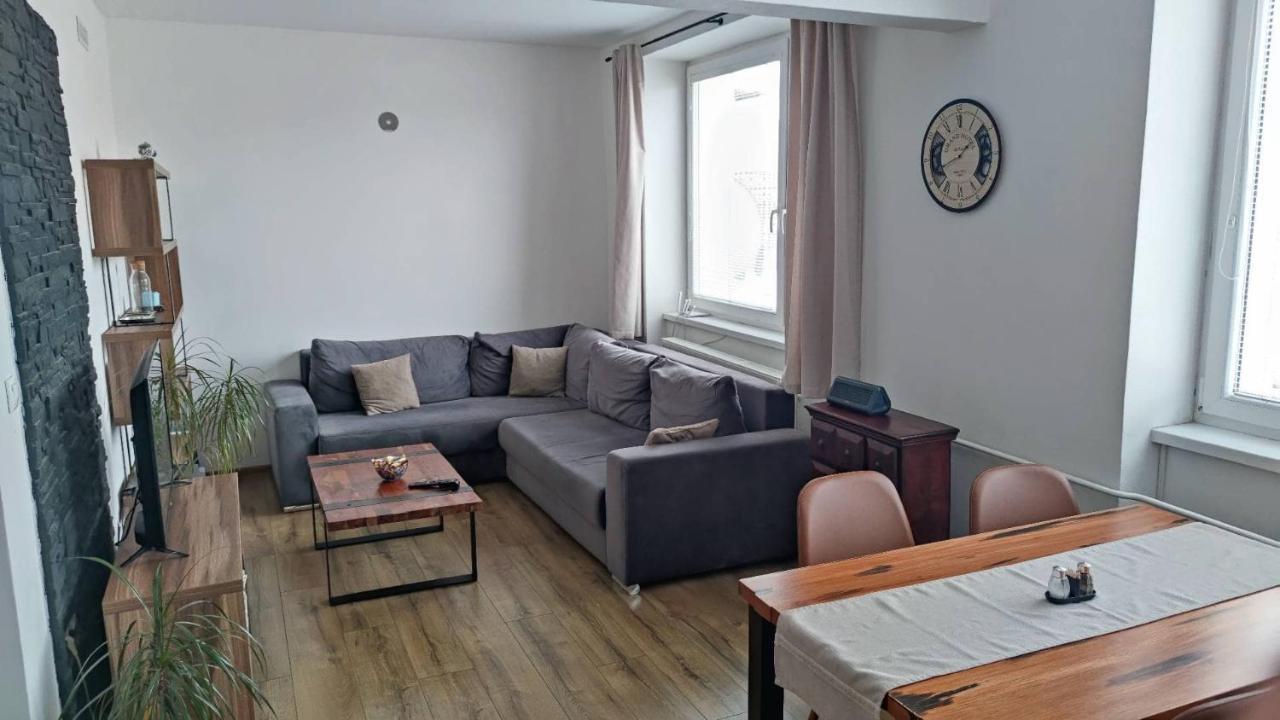 Moderny Apartman S Krbom A Klimatizaciou เปรเชา ภายนอก รูปภาพ