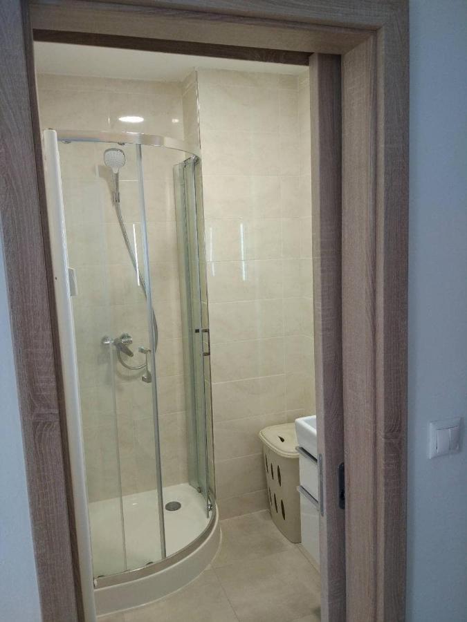 Moderny Apartman S Krbom A Klimatizaciou เปรเชา ภายนอก รูปภาพ